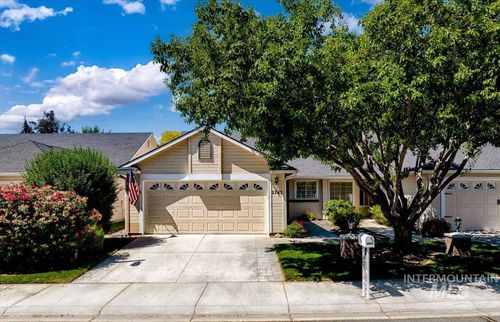 2745 N Englewood Way, Meridian, ID, 83646-8341 | Card Image