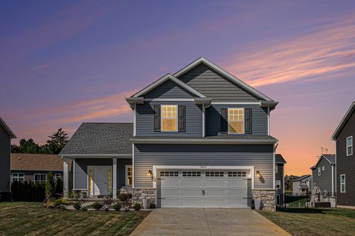 27-5237 Autumn Kirsten Dr, Fowlerville, MI, 48836-8814 | Card Image