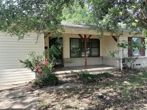 3710 Briscoe St, Greenville, TX, 75401-5053 | Card Image