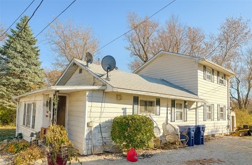 10 Regina Dr, Paris, IL, 61944-8502 | Card Image