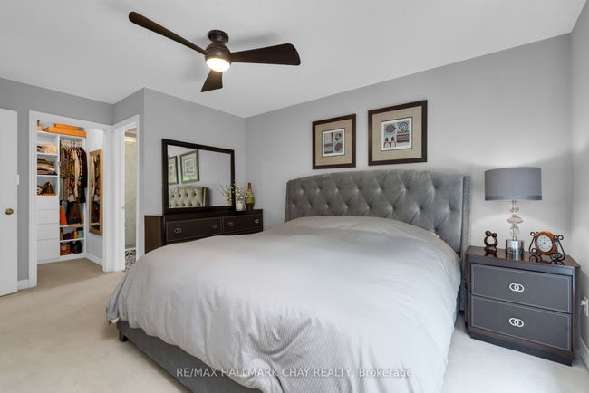 383 Hewitt Cir, House other with 3 bedrooms, 3 bathrooms and 4 parking in Newmarket ON | Image 22