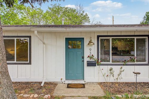 939 Terry St, Golden, CO, 80401-3750 | Card Image
