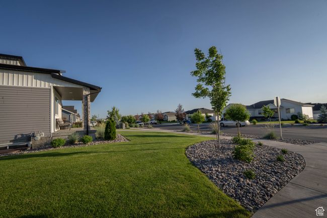 Front north exterior | Image 37