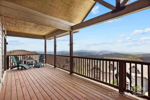 143 Wildflower Rdg, Sugar Mountain, NC, 28604-6893 | Card Image