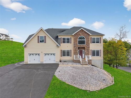 1 Jessica Ct, Goshen, NY, 10924-5516 | Card Image