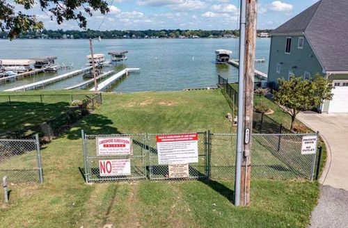 13926 Huseman St, Cedar Lake, IN, 46303-9054 | Card Image