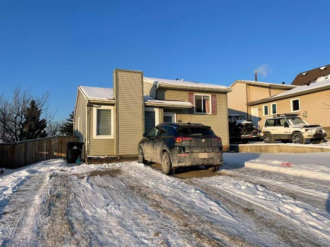 186 Sutherland Avenue, House other with 4 bedrooms, 2 bathrooms and 2 parking in Hinton AB | Image 37