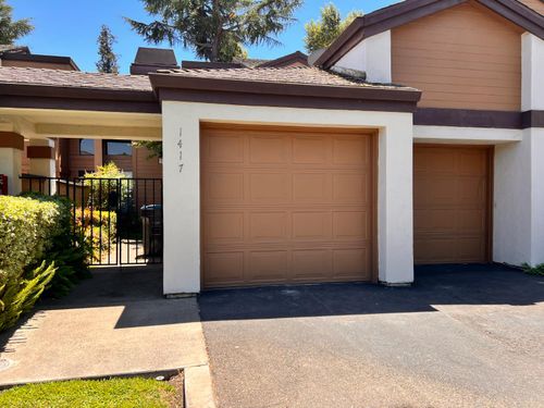 1417 W Swain Rd, Stockton, CA, 95207-4162 | Card Image