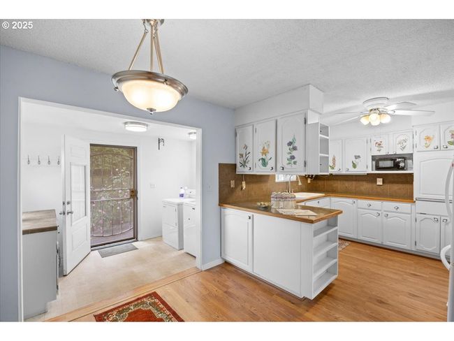744 Ne Craig St, House other with 4 bedrooms, 3 bathrooms and 2 parking in Myrtle Creek OR | Image 9