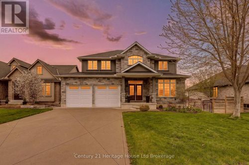 149 Juno Crescent, Woodstock (Woodstock - North), ON, N4T0H6 | Card Image