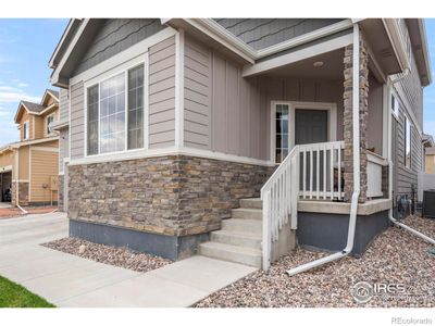 Cozy front porch | Image 2