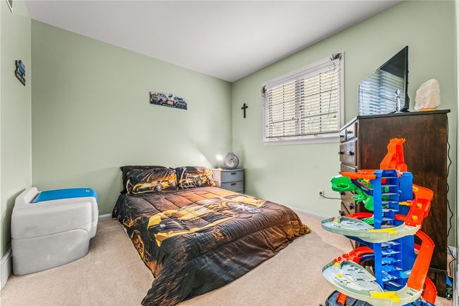 3213 Greentree Cir, House other with 3 bedrooms, 3 bathrooms and 2 parking in New Castle PA | Image 18