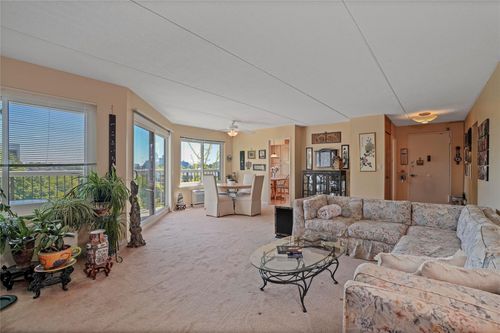612-300 High Point Dr, Hartsdale, NY, 10530-4403 | Card Image
