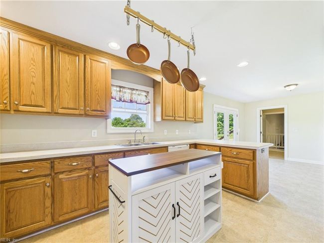 2012 Mark Pine Rd, House other with 2 bedrooms, 3 bathrooms and null parking in Hayes VA | Image 15