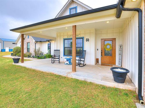 22900 Carmen Way, Blanchard, OK, 73010-5258 | Card Image