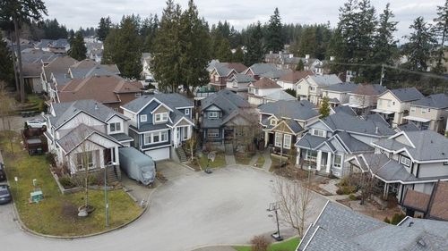 5977 151 St, Surrey, BC, V3S5L5 | Card Image