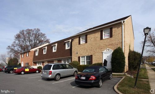 751 Rockville Pike, ROCKVILLE, MD, 20852-1142 | Card Image