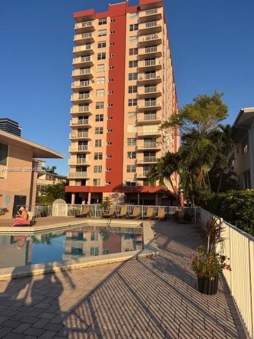 apt-809-3161 S Ocean Dr, Hallandale Beach, FL, 33009-7279 | Card Image