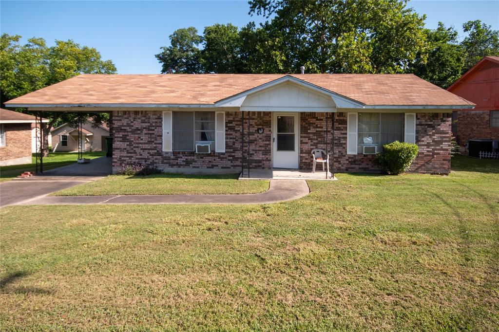 Jefferson St, Brenham, TX 77833