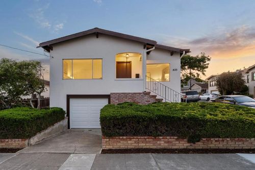 423 Walnut Ave, South San Francisco, CA, 94080-2716 | Card Image
