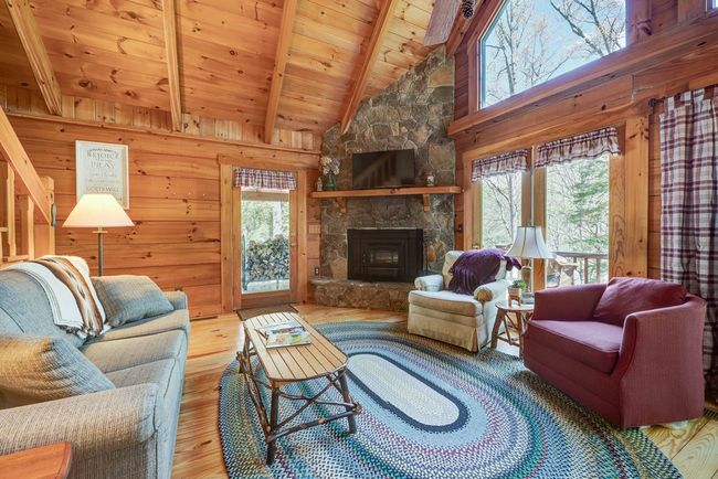 33 Spruce Dr, Home with 3 bedrooms, 3 bathrooms and null parking in Suches GA | Image 6