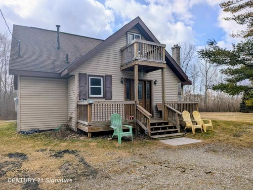 150 E Winegars Rd, Gladwin, MI, 48624-8428 | Card Image