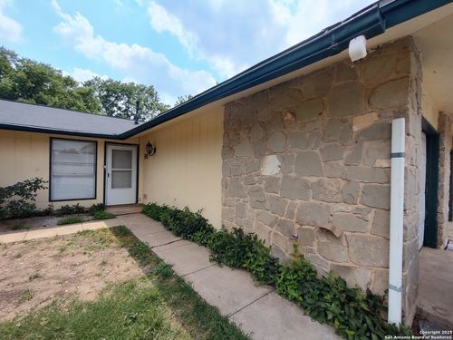 7234 Montgomery Dr, San Antonio, TX, 78239-3452 | Card Image