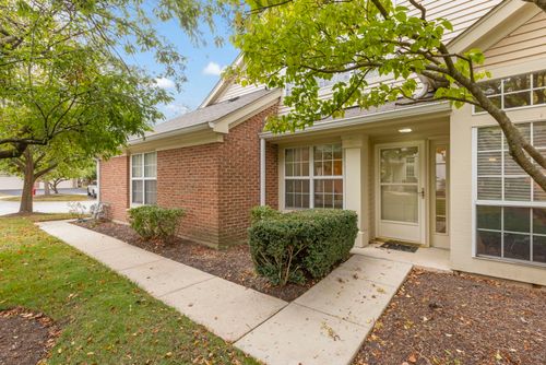 30W012 Mayfair Ct, Warrenville, IL, 60555-1049 | Card Image