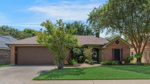 108 Queensford Way, Youngsville, LA, 70592-5432 | Card Image