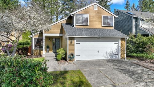 24238 Se 43rd Ct, Sammamish, WA, 98029-6442 | Card Image