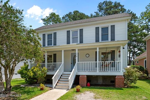 374 Cedar St, Belhaven, NC, 27810-1505 | Card Image