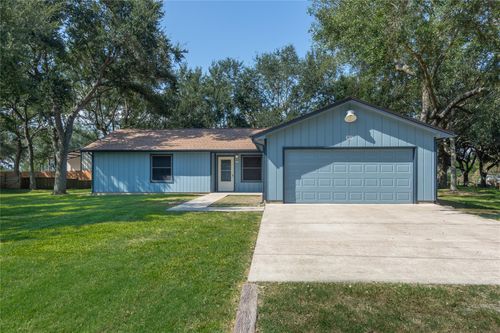 3616 Mitchell Ln, Bacliff, TX, 77518-2087 | Card Image
