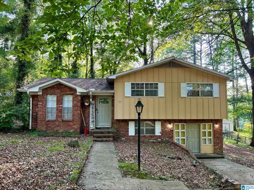 2416 Debbie Dr, CENTER POINT, AL, 35215-2808 | Card Image