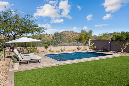 7676 W Fetlock Trl, Peoria, AZ, 85383-6333 | Card Image