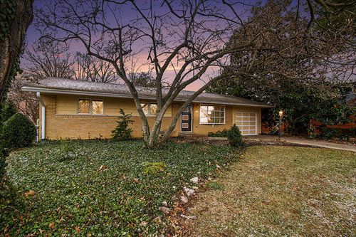 923 Kenridge Dr, Villa Hills, KY, 41017-1155 | Card Image