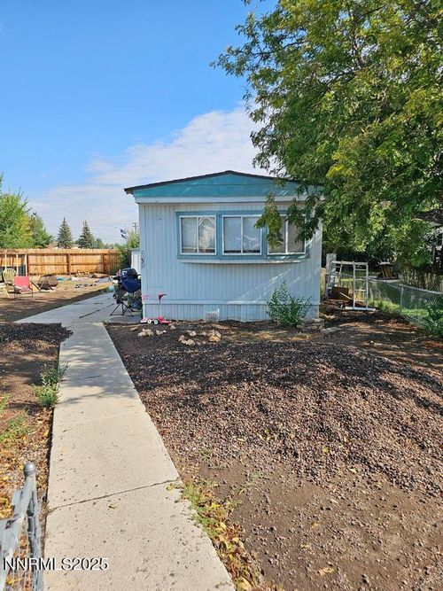 1232 Kingslane, Gardnerville, NV, 89410-6001 | Card Image