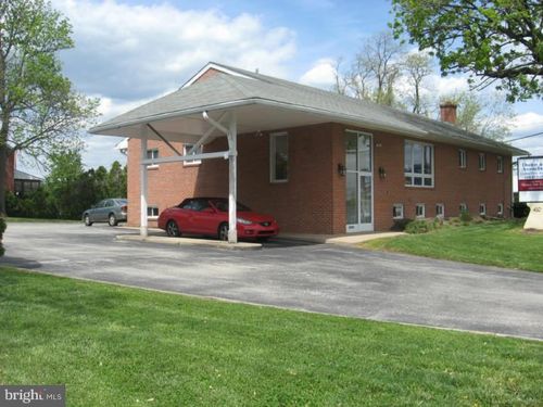 410 W Township Line Rd, HAVERTOWN, PA, 19083-5237 | Card Image