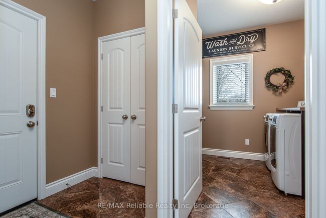24 Carriage Lane, House other with 3 bedrooms, 3 bathrooms and 6 parking in Bayfield ON | Image 32