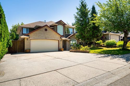 8464 Doerksen Dr, Mission, BC, V2V7C4 | Card Image