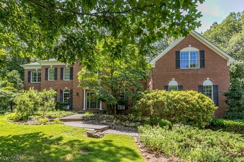 36 Concord Ln, SKILLMAN, NJ, 08558-1606 | Card Image