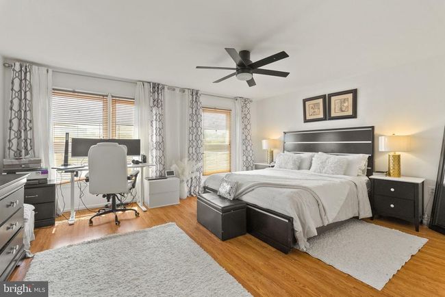 10464 Paradise Ct, Townhouse with 3 bedrooms, 2 bathrooms and null parking in MANASSAS VA | Image 20
