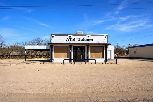 2513 Wasson Rd, Big Spring, TX, 79720-6414 | Card Image