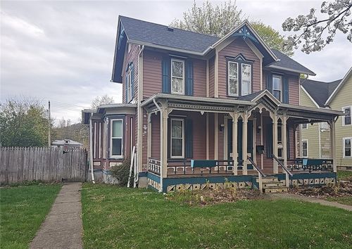 332 E 2nd St, Corning, NY, 14830-3304 | Card Image