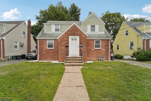 2 E 31st St, Paterson, NJ, 07514-1411 | Card Image