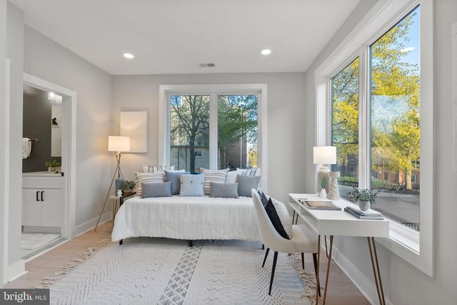 UNIT-1 - 2019 M St Ne, Condo with 2 bedrooms, 2 bathrooms and null parking in WASHINGTON DC | Image 18