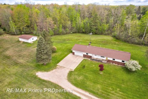 4301 Curtis Road, Bridgeport Charter Township, MI, 48415 | Card Image