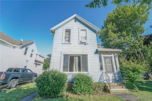 25 E Talcott St, Dunkirk, NY, 14048-2833 | Card Image