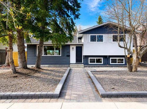 347 Queensland Dr Se, Calgary, AB, T2J3R6 | Card Image