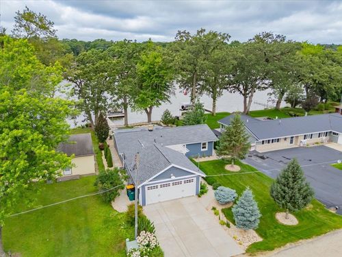 10045 N Ellendale Rd, Edgerton, WI, 53534-9014 | Card Image