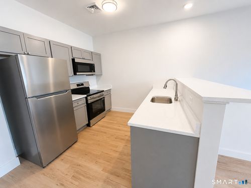 302-113 Canal Street W, Shelton, CT, 06484 | Card Image